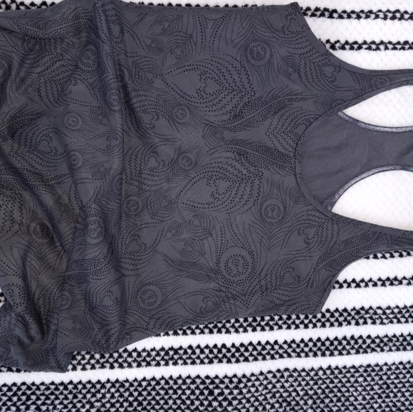 Lululemon 6 tak top - Picture 6 of 10